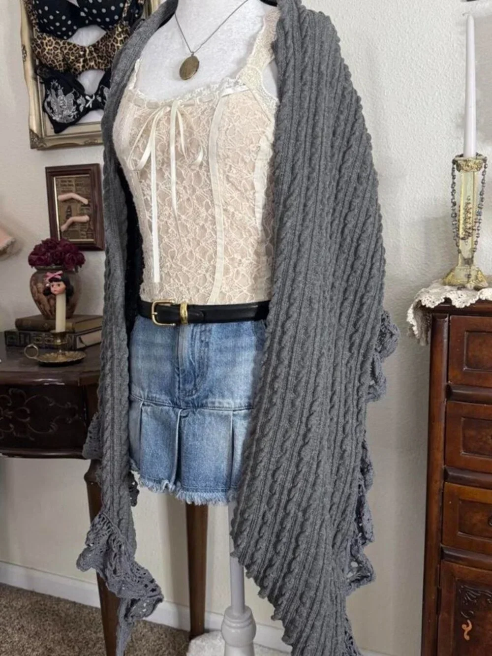 Whimsical fairy grunge grey cable knit ruffled shawl / scarf